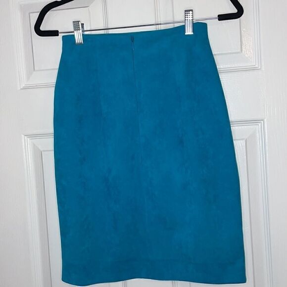 Vintage 90s Nicole Miller suede‎ turquoise skirt, Size 4 - Picture 2 of 6